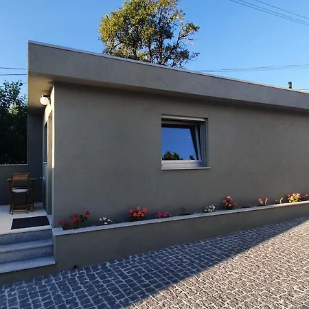 Barrio Apartmán Amares